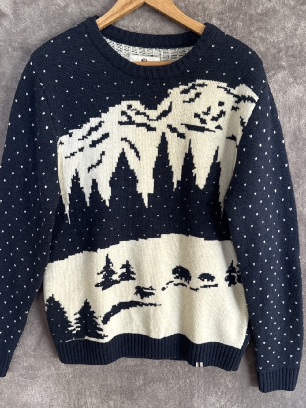 Vintage Bellfield Men's Retro Mountain Tree Knit Sweater Navy Blue Large